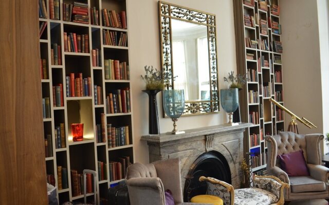 1 Lexham Gardens Hotel