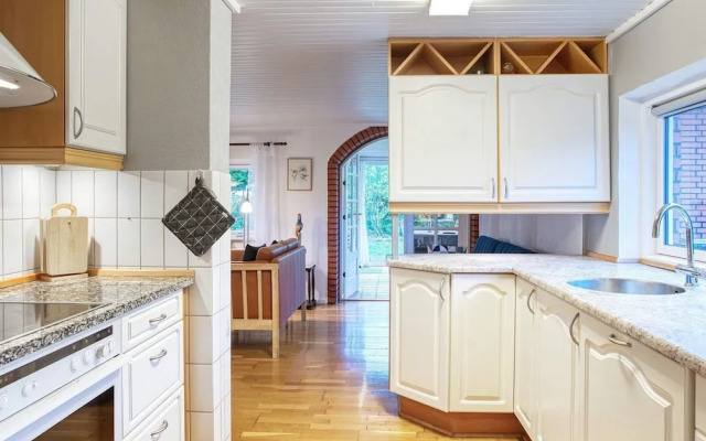 6 Person Holiday Home in Dannemare