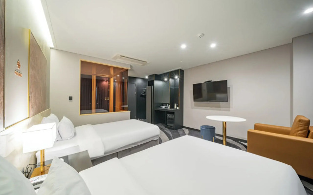 Casaday Hotel