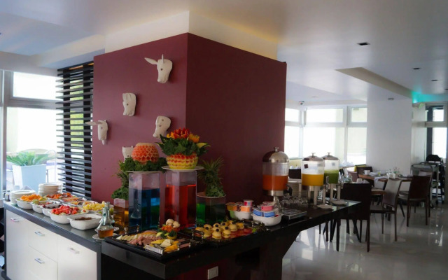 Adriatika Hotel & Residence