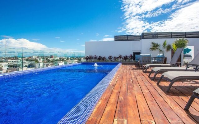 Amazing 2BR Condo w/ Pool+views!! Dream Location!!