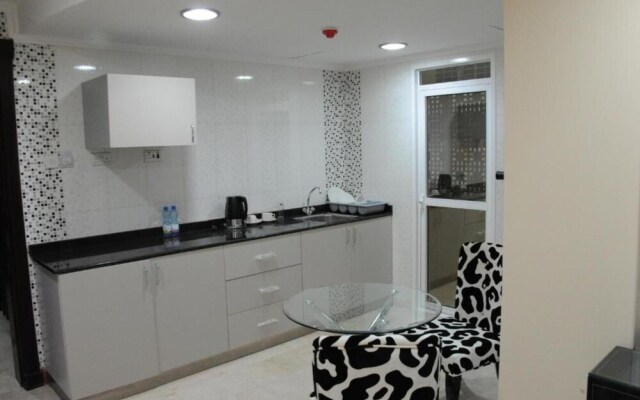 OYO 136 Pioneer Hotel Apartments