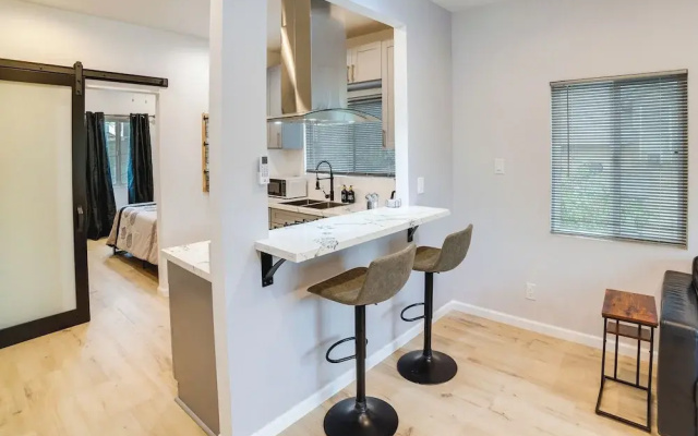 Pet-friendly Riverside Vacation Rental w/ Patio! - фото 5