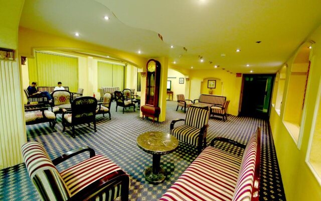 Aliqbal Hotel