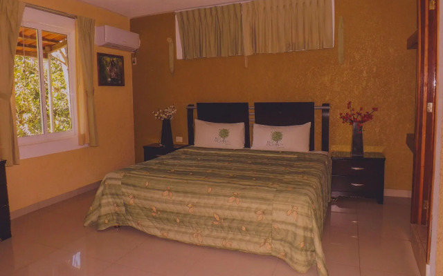 Hotel Los Cedros Uayamon