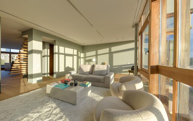 Duplex Penthouse with Breathtaking Views