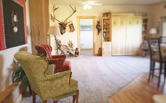 Pioneer Ridge B&B Inn