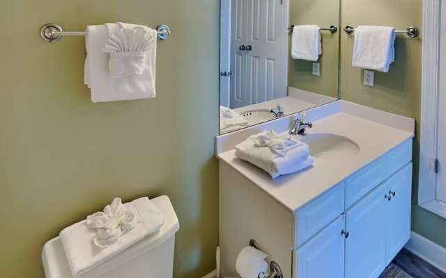 Emerald Isle  by SVR