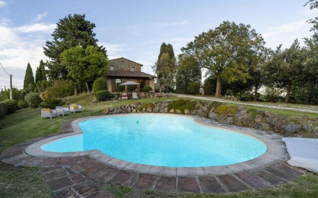 Villa with private pool and stunning views near Pisa-Villa Francesca