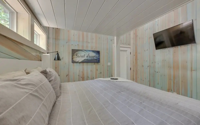 Family-friendly Broken Bow Home w/ Deck & Grill!