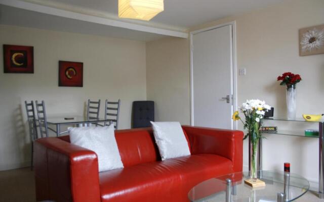 Walkers Court By Treetop Property