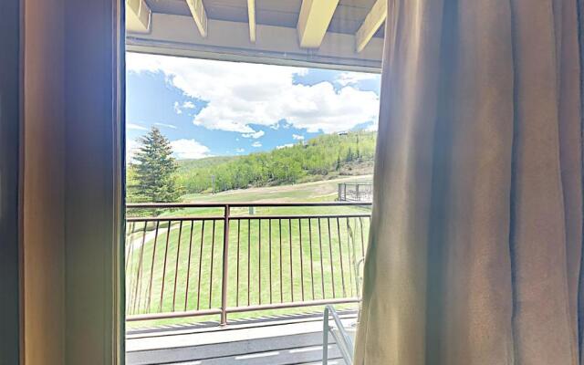 Timberline Condominium Studio Deluxe Unit 218