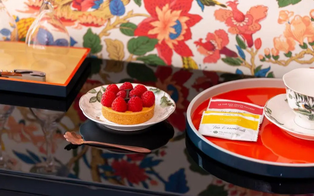 Отель Gabriel Paris