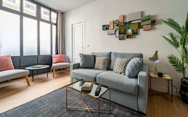 Beautiful 2-bedroom Apartment in South Pigalle