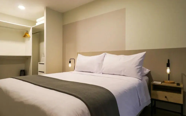 w Delightful 2BR w Balcony in Miraflores