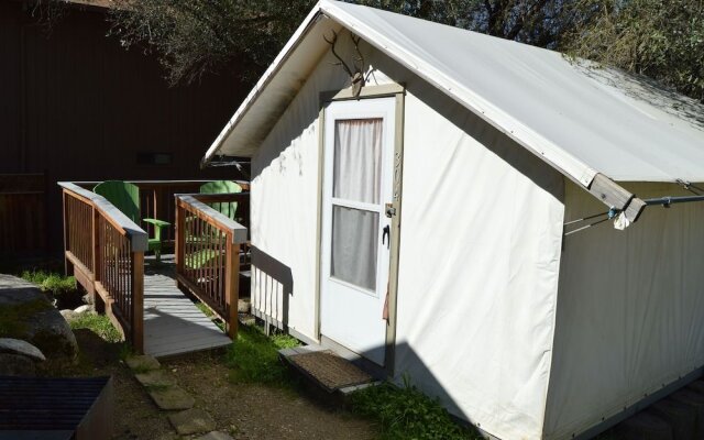 Indian Flat RV Park - Tent Cabins & Cottages