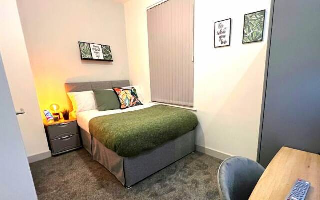 Darlington Suites by SA Stays