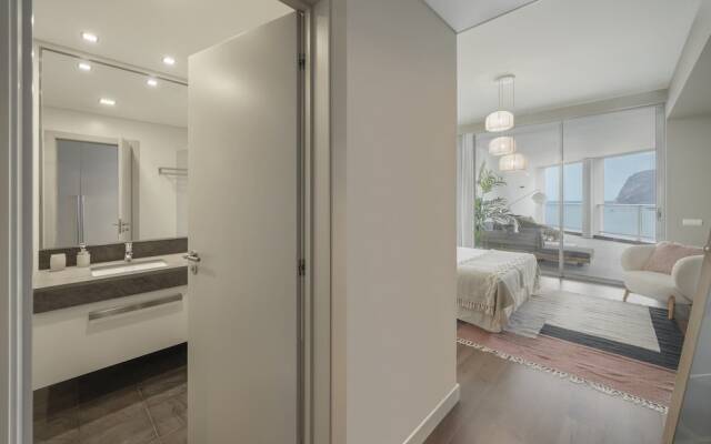 Luxury, Elegance and sea View - Madeira Palace I