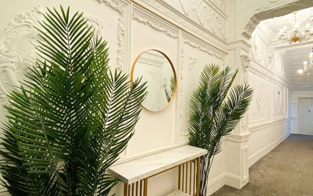 Modern studios Close to Hyde Park