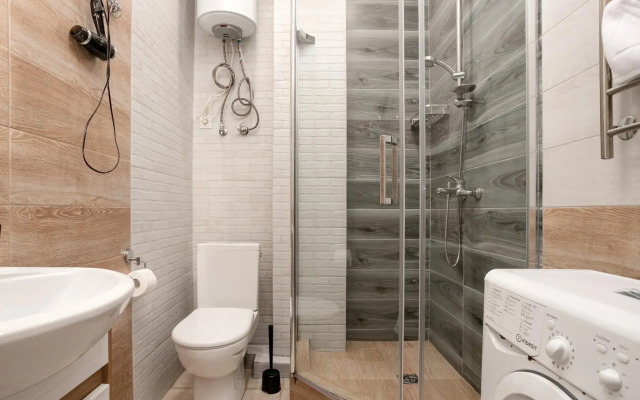 Sea of apartments on Flower Street