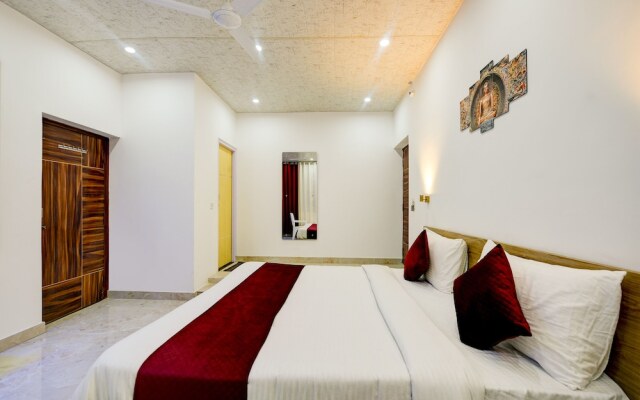 Hotel Shiva Lake Mussorrie