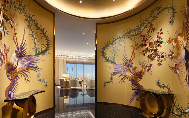 J Hotel, Shanghai Tower