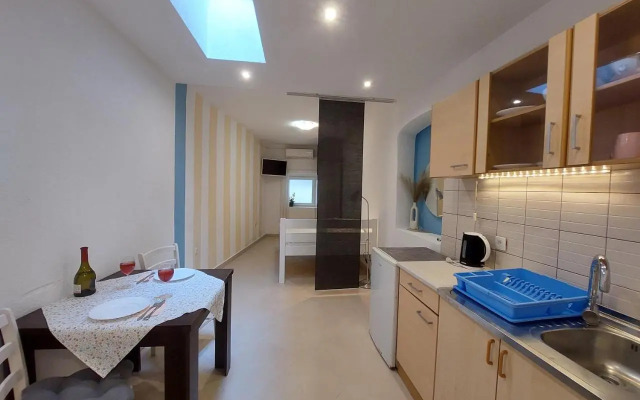 Rooms & Studio Apartments Šibenik