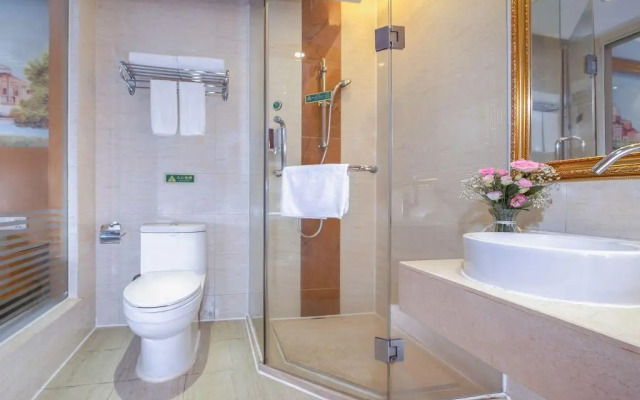 Vienna Hotel Shenzhen Huaqiangbei Branch