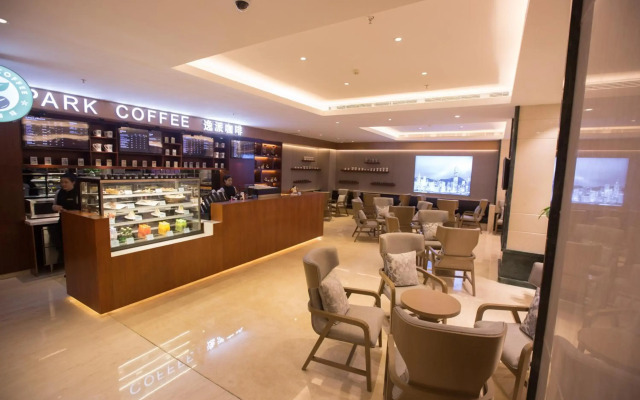 Grand Metropark Liyuan Hotel