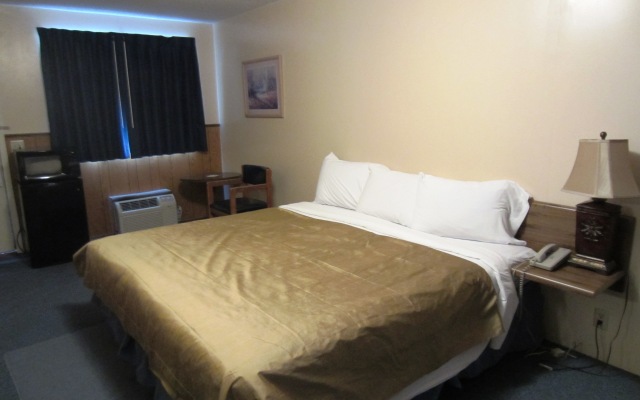 Americas Best Value Inn & Suites Branson - Near the Strip