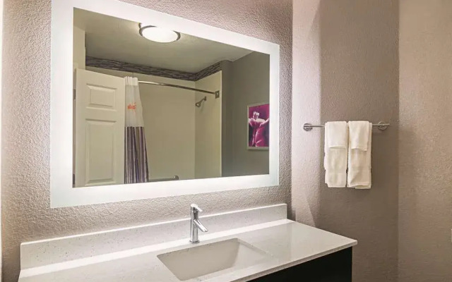 La Quinta Medical Center