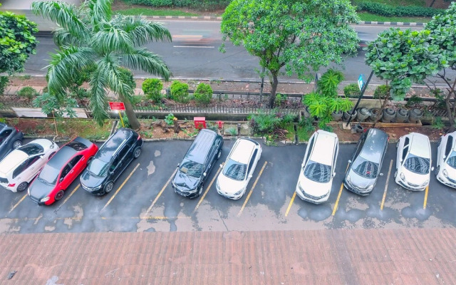 Colorful 2br Apartment @ Mutiara Bekasi