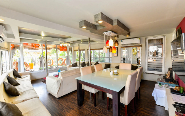 OYO 24611 Houseboat Water Cruise Sharing