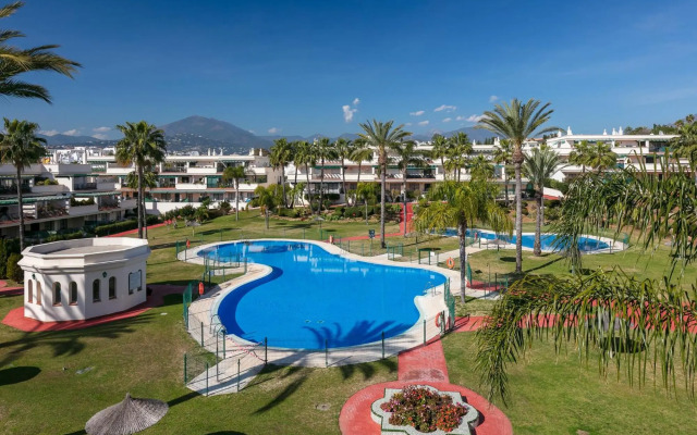 Stunning Apartment Next To Puerto Banus