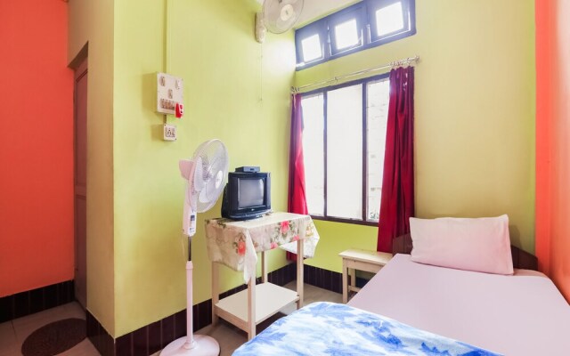 Hotel Hornbill  by OYO Rooms