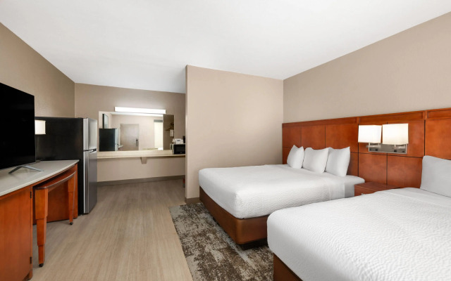 Travelodge by Wyndham Parker