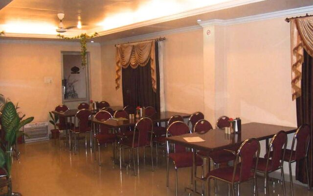 Kumaran Residency