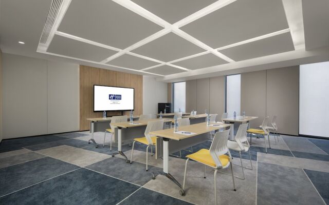 Holiday Inn Express Nanchang Riverside