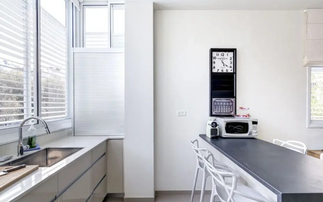 Central17 by TLV2RENT