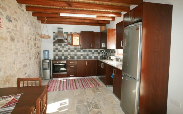 Areti Courtyard Villas