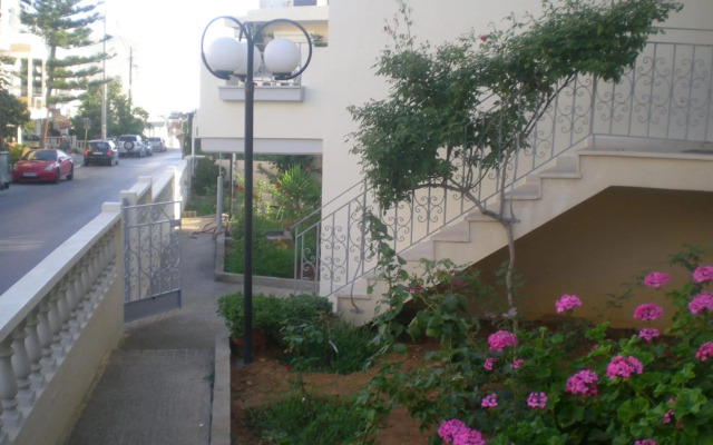 Alexandra Hotel