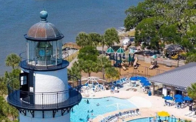 400 Ocean Suites by Lighthouse Vacations