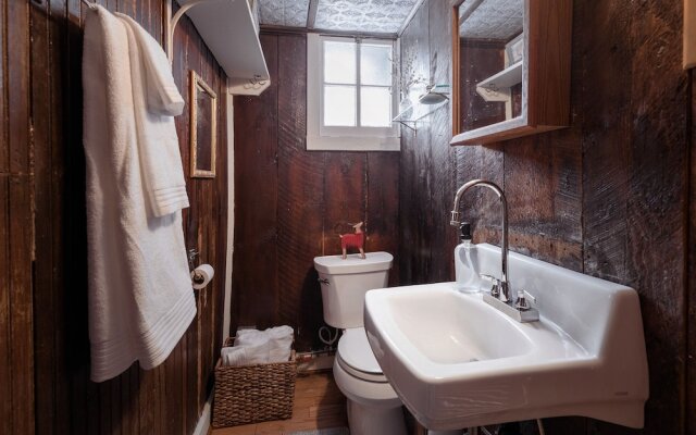 Ski-in/ski-out Miners Cabin