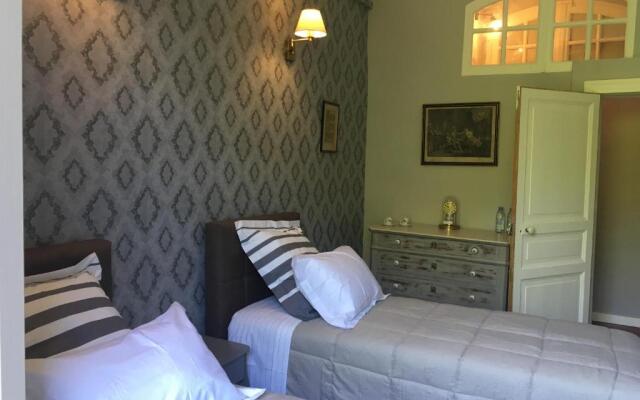 Les suites de Peyrat