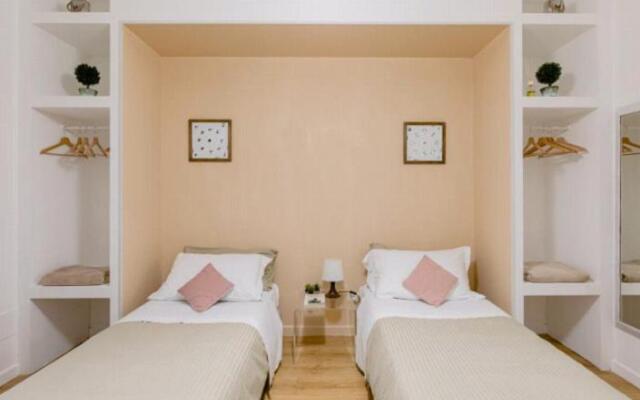 Charming 25 Apartment