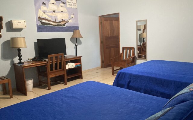 Las Lajas Beach Resort