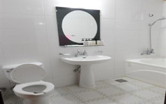 Goodstay Galleria Motel