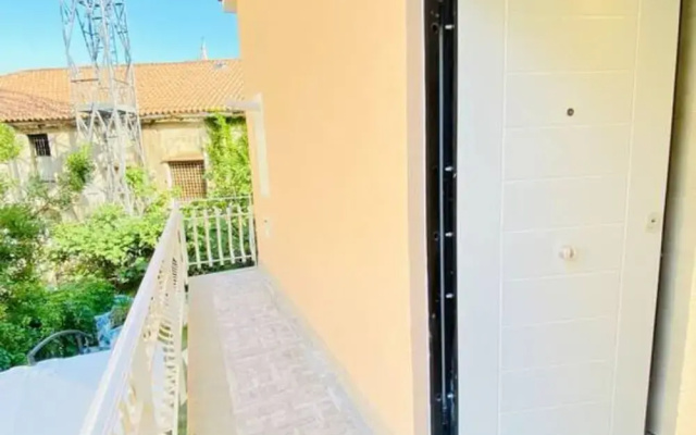 Teatro Verdi Cozy Attic Studio with balcony
