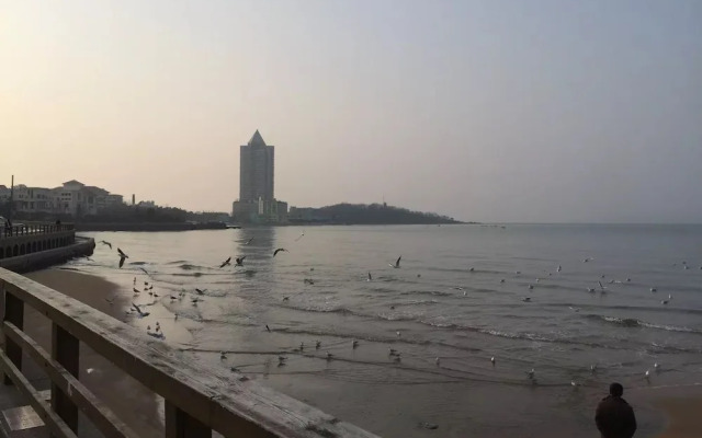 Qingdao Donghai Hotel