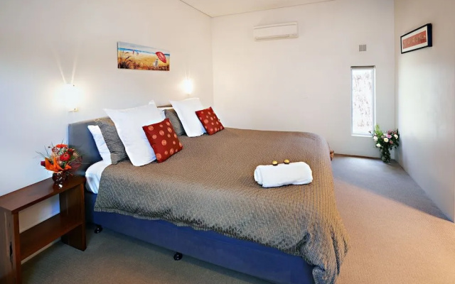 Hanover Bay Apartments